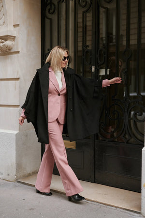 Le Pantalon Évasé Taille Haute Rose